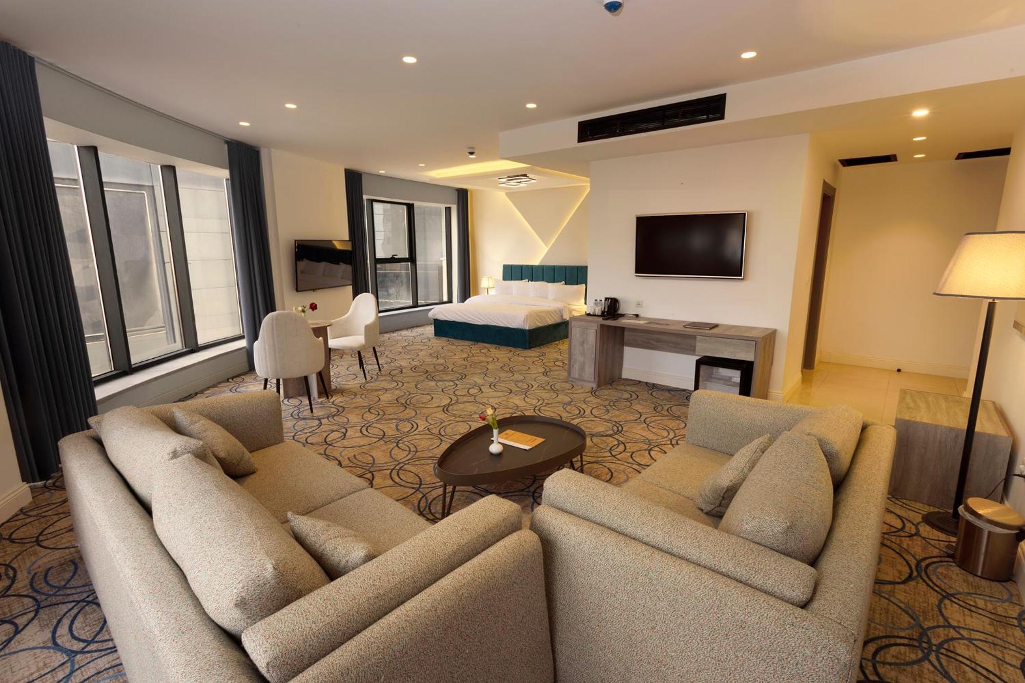 Luxury Palace Hotel Amman Dış mekan fotoğraf